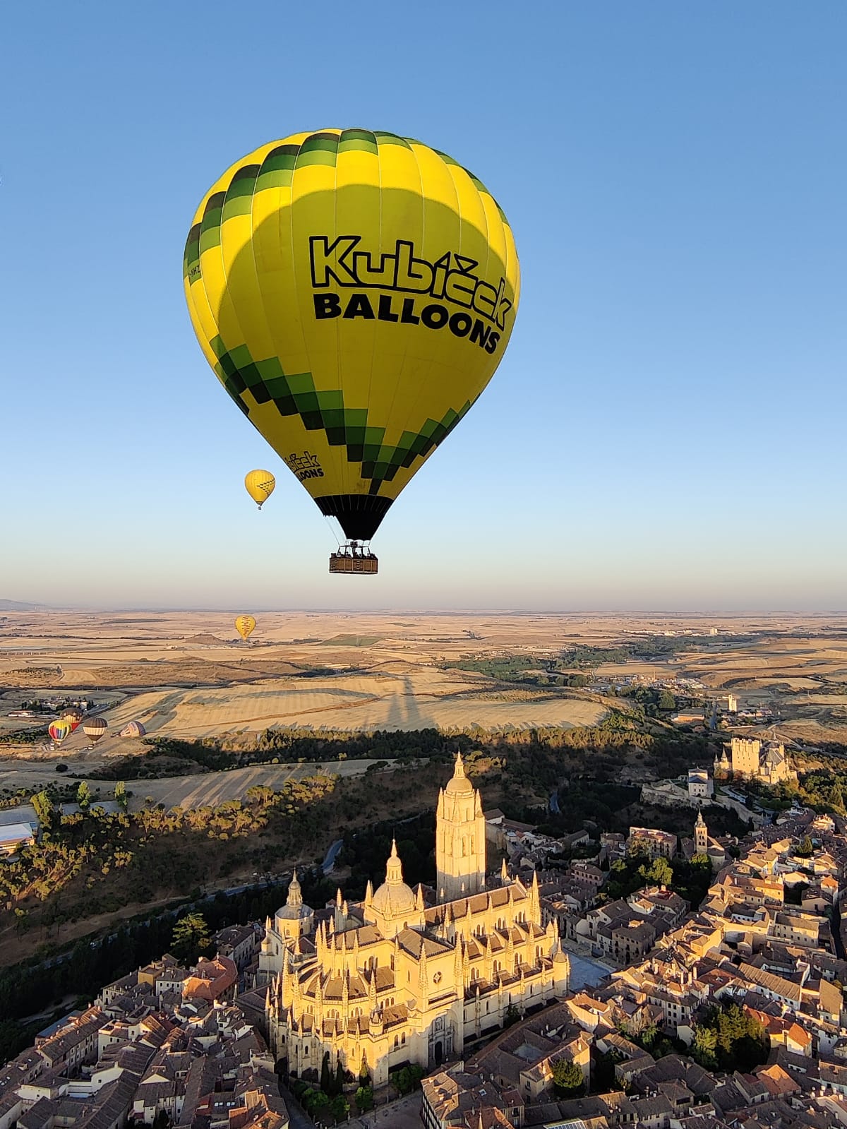 Hot Air Balloon Ride in Segovia with Transfer from Madrid