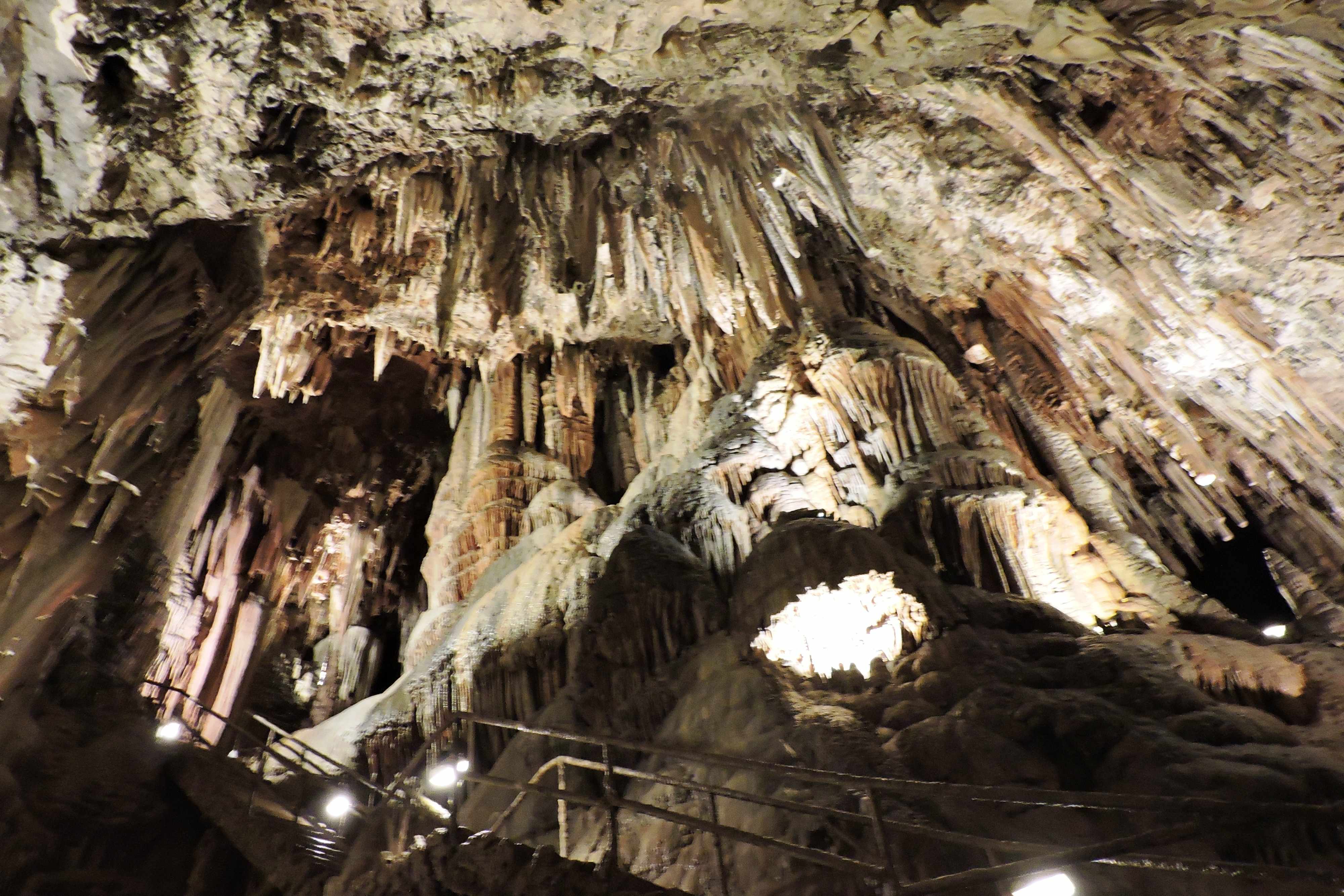 Valporquero Cave from León