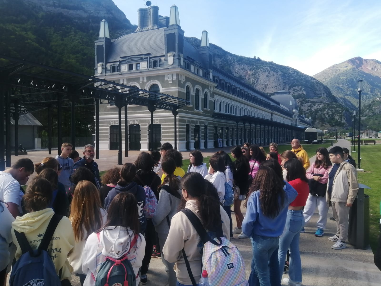 Visita guiada a la Estación Internacional de Canfranc