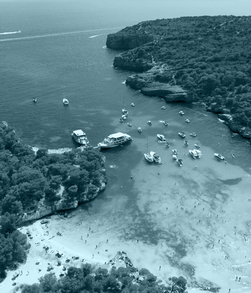 Excursión en barco de día completo por las calas del sur de Menorca